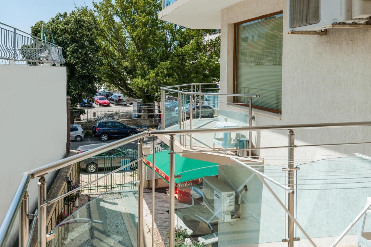 Апартамент Морски Бриз Balchik Exterior foto